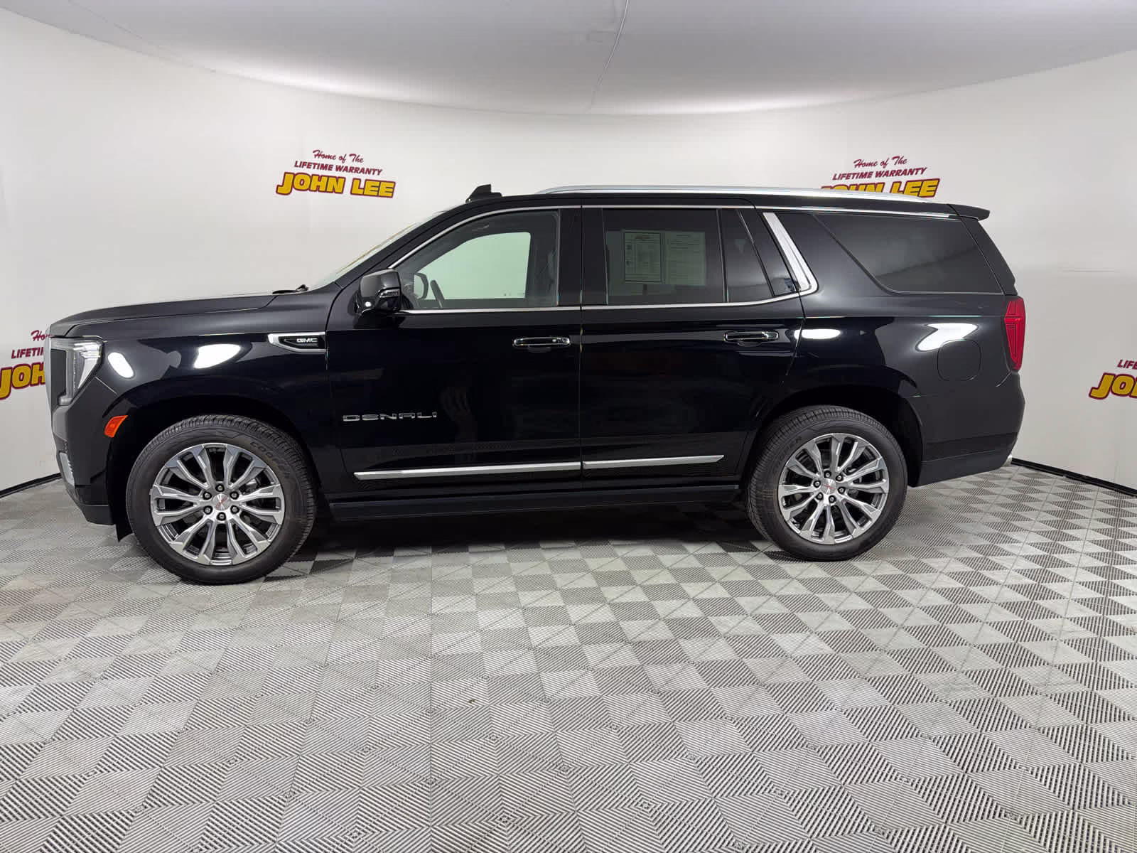 2023 Onyx Black GMC Yukon Denali Denali 4X4 SUV