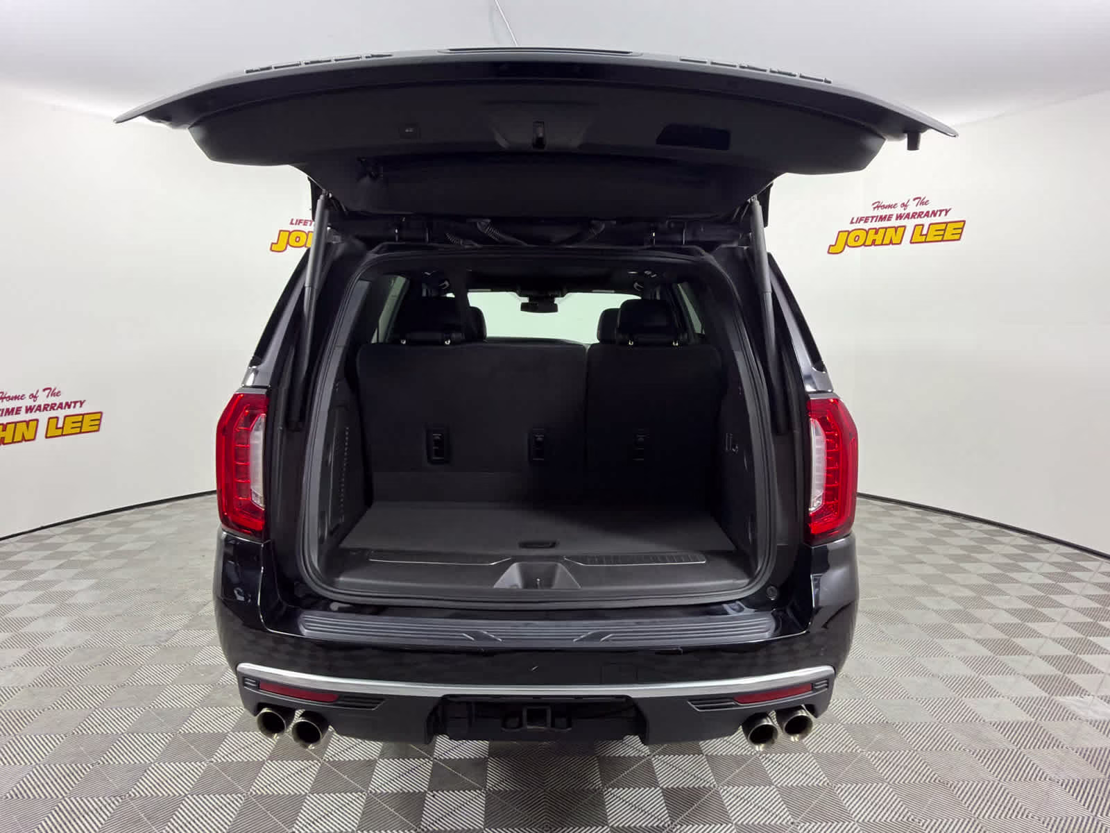 2023 Onyx Black GMC Yukon Denali Denali 4X4 SUV