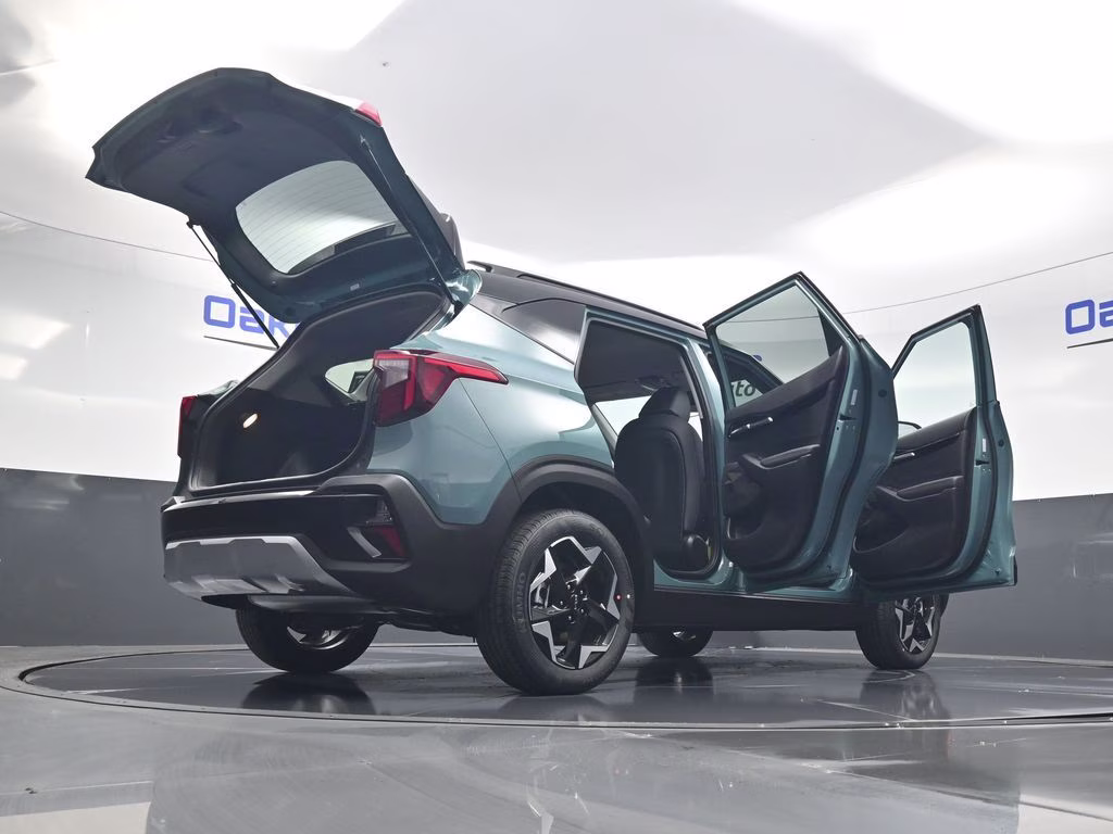 2026 Pluton Blue/Black Roof Kia Seltos S AWD SUV