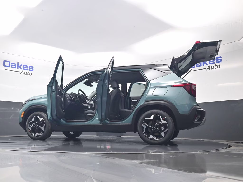 2026 Pluton Blue/Black Roof Kia Seltos S AWD SUV