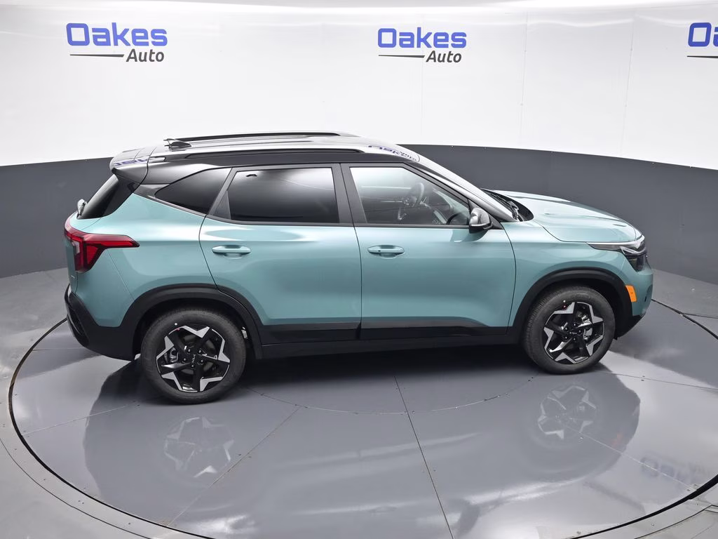 2026 Pluton Blue/Black Roof Kia Seltos S AWD SUV