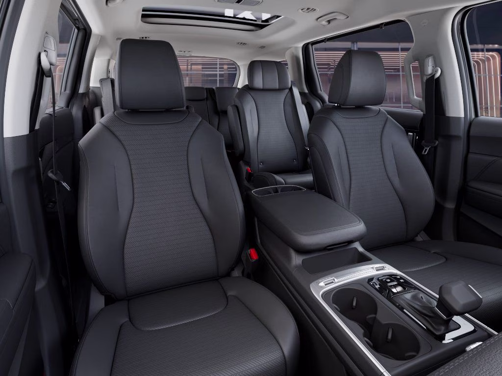 2026 Ceramic Silver Kia Carnival SX Prestige FWD Van