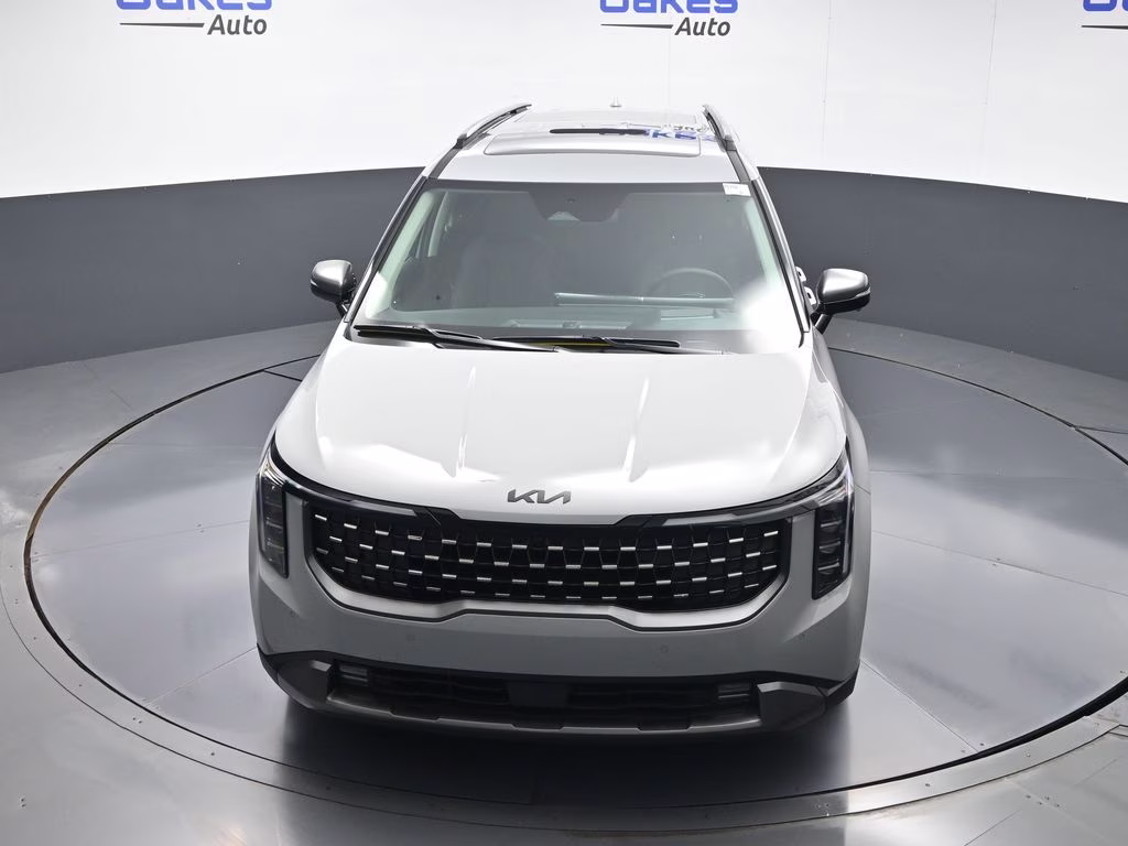 2026 Ceramic Silver Kia Carnival SX Prestige FWD Van
