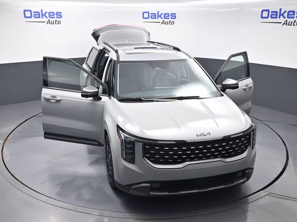 2026 Ceramic Silver Kia Carnival SX Prestige FWD Van