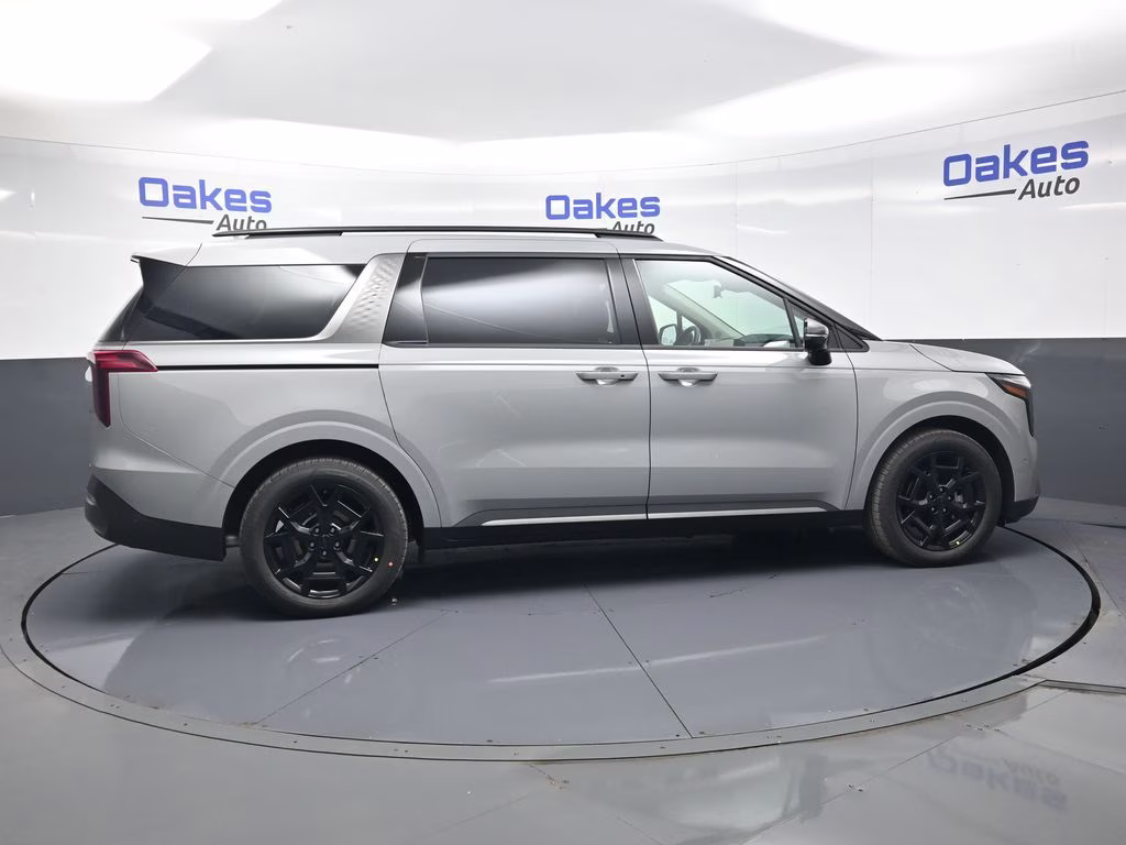 2026 Ceramic Silver Kia Carnival Hybrid SX Prestige FWD Van