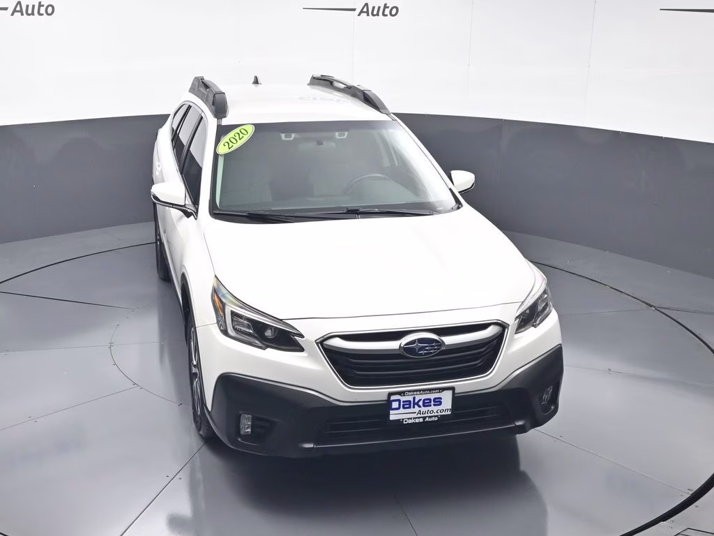 2020 Crystal White Pearl Subaru Outback Premium AWD SUV