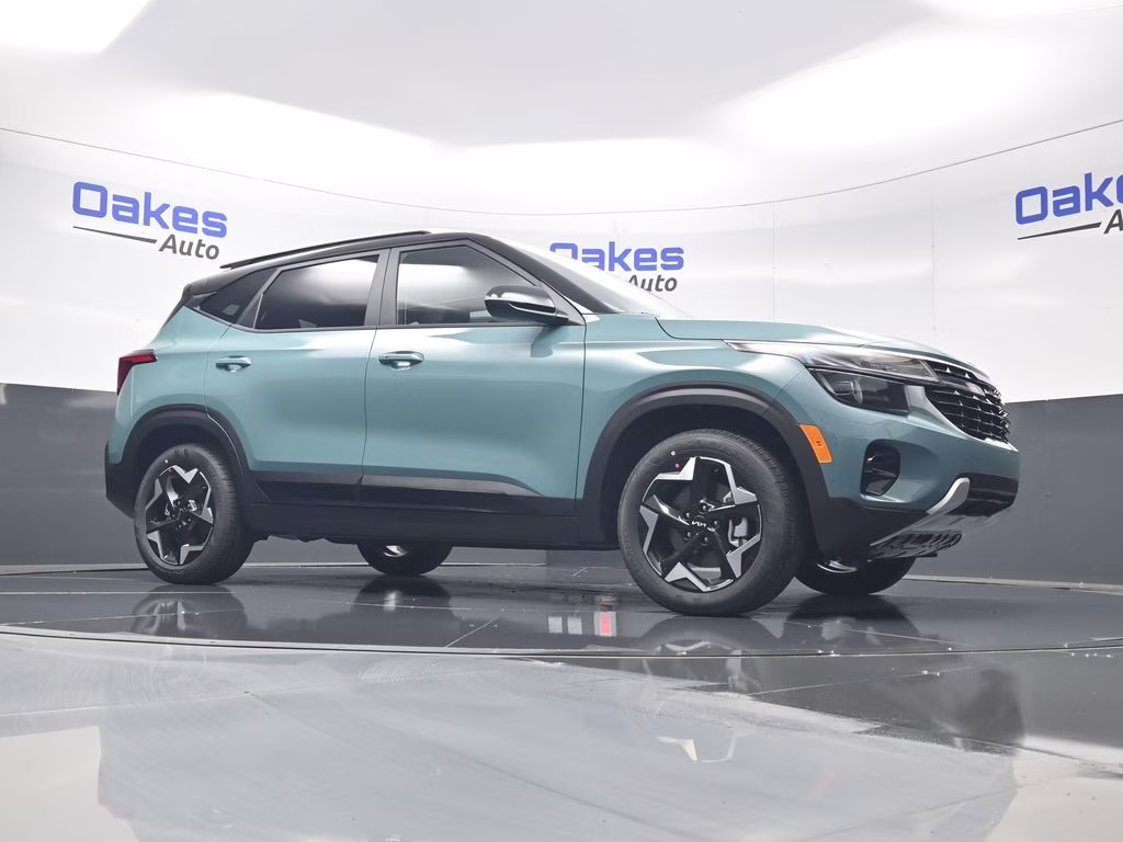 2026 Pluton Blue/Black Roof Kia Seltos S AWD SUV