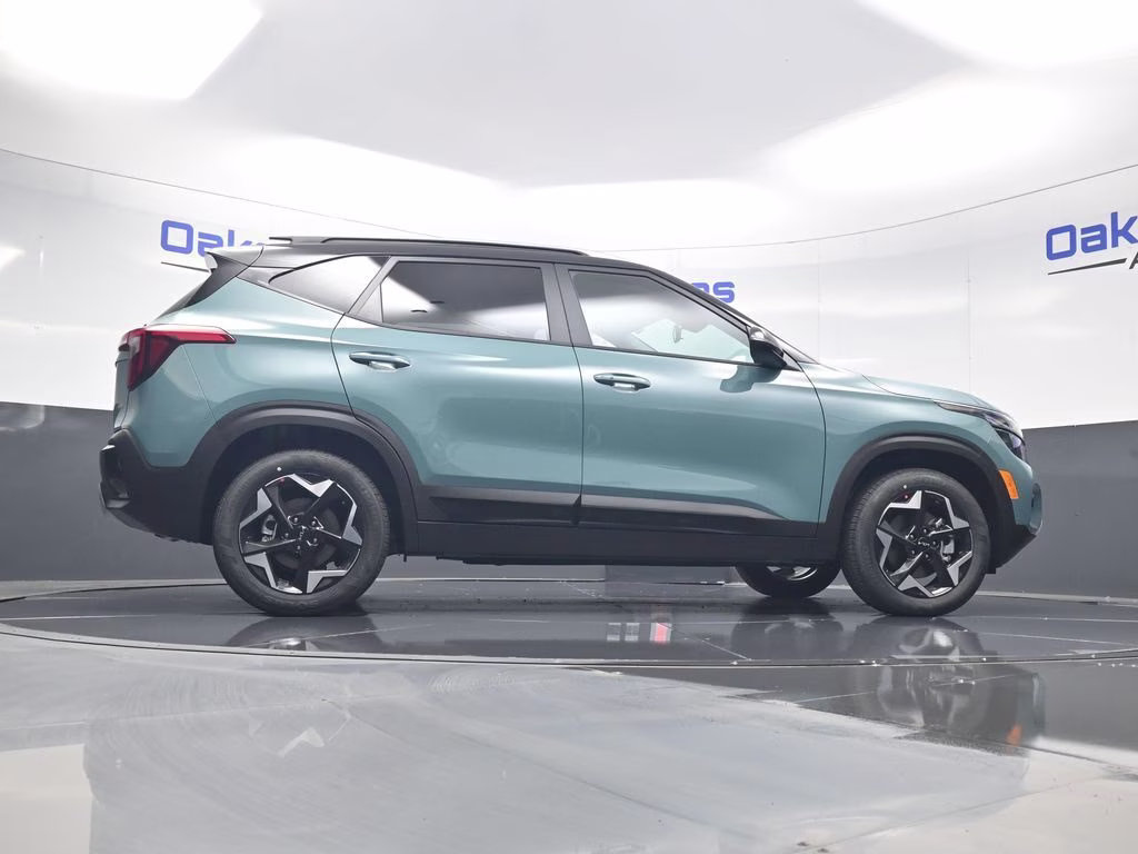 2026 Pluton Blue/Black Roof Kia Seltos S AWD SUV