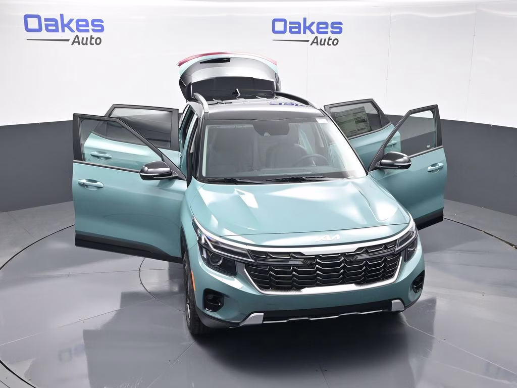 2026 Pluton Blue/Black Roof Kia Seltos S AWD SUV