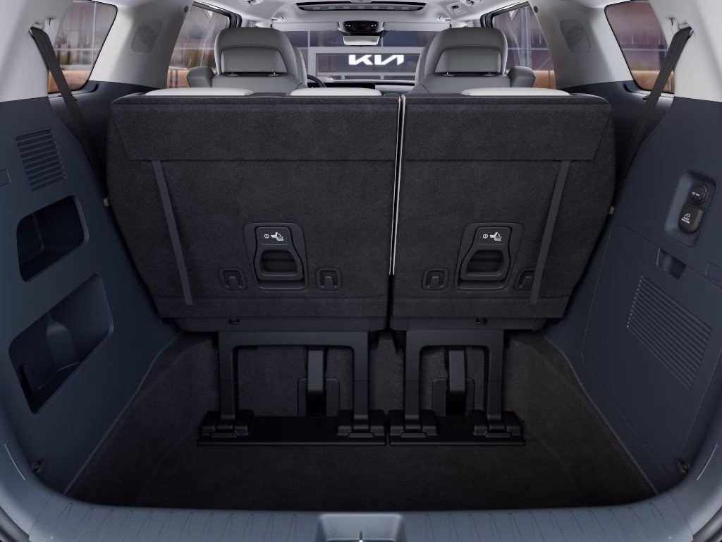 2026 Ceramic Silver Kia Carnival Hybrid SX Prestige FWD Van