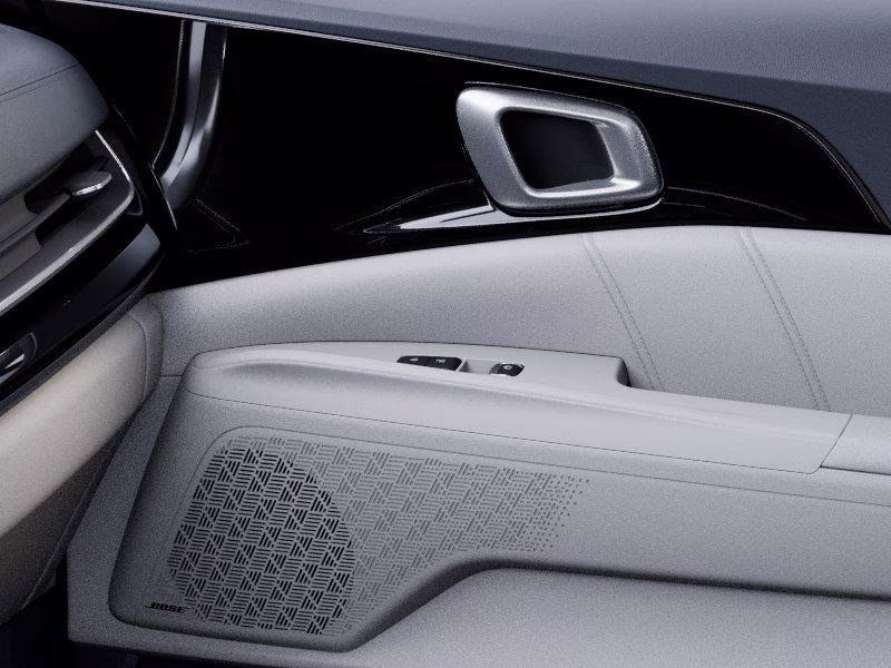 2026 Ceramic Silver Kia Carnival Hybrid SX Prestige FWD Van