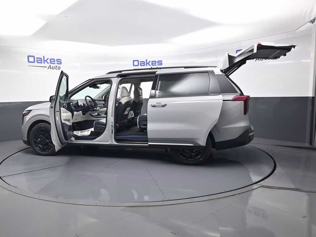 2026 Ceramic Silver Kia Carnival Hybrid SX Prestige FWD Van
