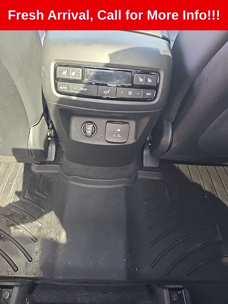 2024 Hyper White Hyundai Palisade Calligraphy AWD SUV