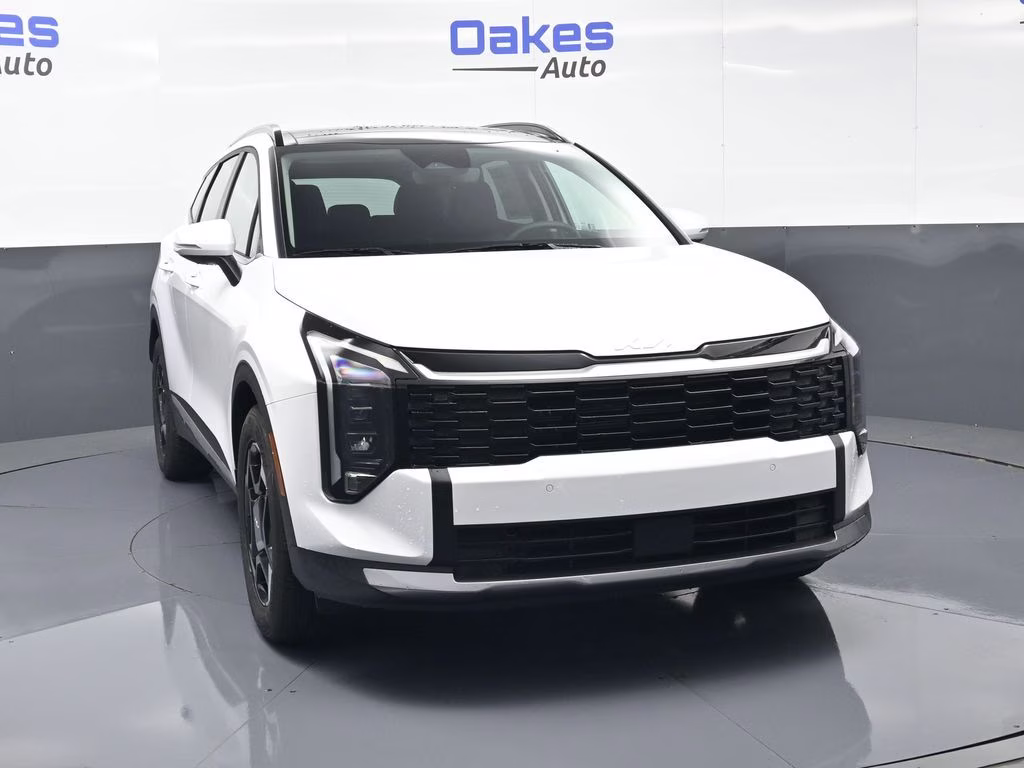 2026 Glacial White Pearl Kia Sportage EX FWD SUV