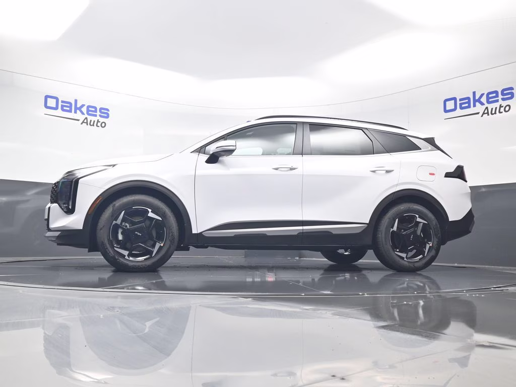 2026 Glacial White Pearl Kia Sportage EX FWD SUV
