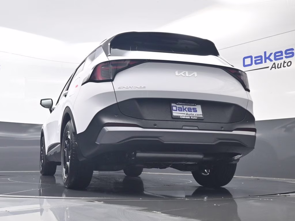 2026 Glacial White Pearl Kia Sportage EX FWD SUV