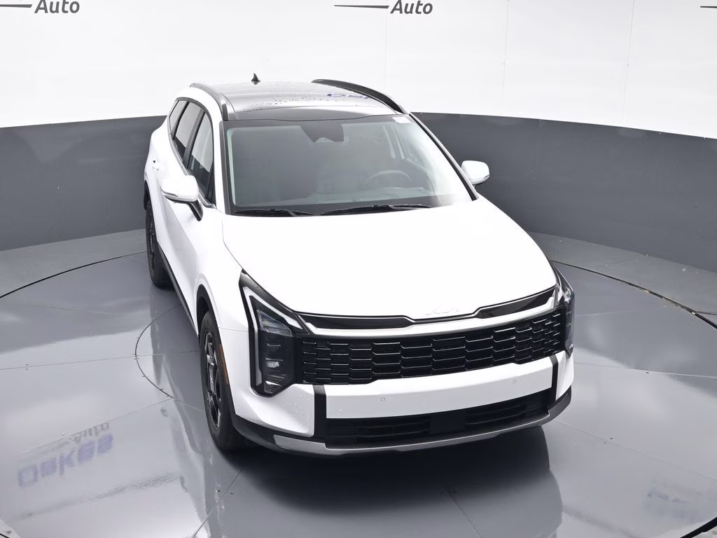 2026 Glacial White Pearl Kia Sportage EX FWD SUV