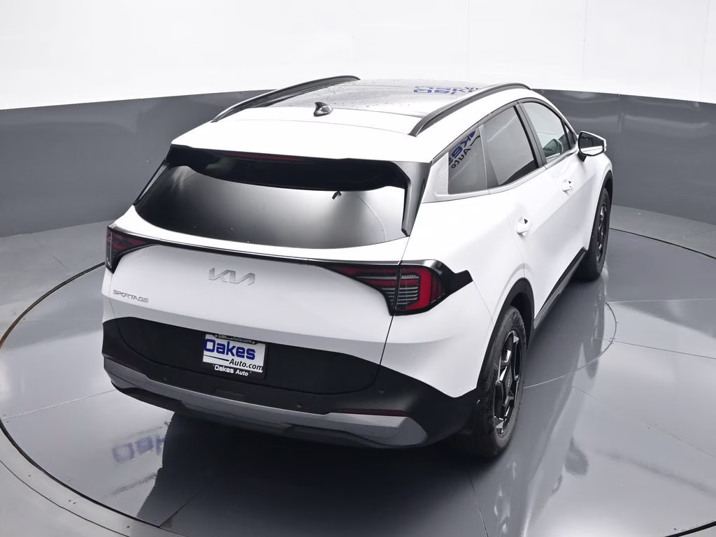2026 Glacial White Pearl Kia Sportage EX FWD SUV