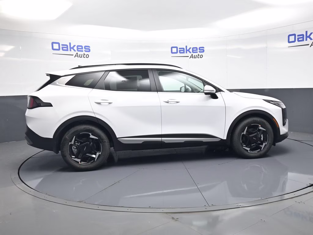 2026 Glacial White Pearl Kia Sportage EX FWD SUV