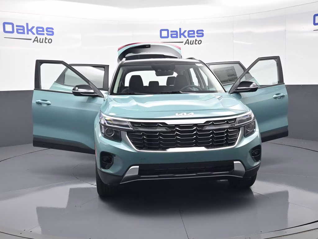 2026 Pluton Blue/Black Roof Kia Seltos S AWD SUV