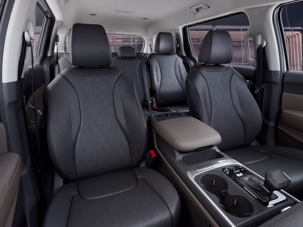 2026 Snow White Pearl Kia Carnival EX FWD Van