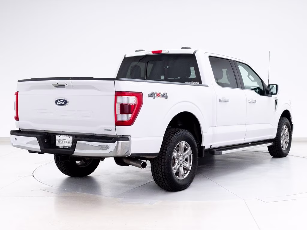 2023 Oxford White Ford F-150 Lariat 4X4 Truck