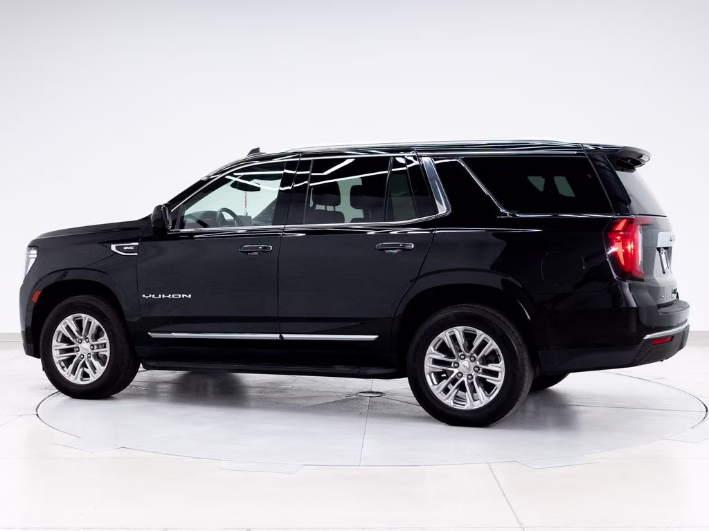 2022 Onyx Black GMC Yukon SLT 4X4 SUV