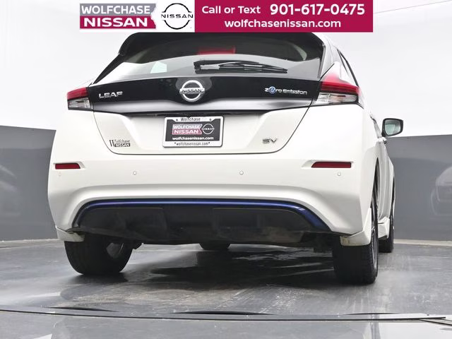 2022 Pearl White Nissan LEAF SV FWD Hatchback