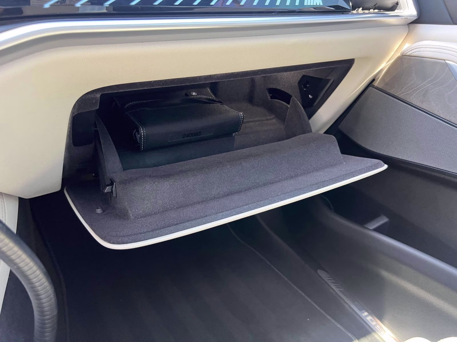 2024 Gray BMW X7 M60i AWD SUV