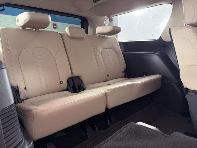 2023 Red Metallic Ford Expedition Max Platinum RWD SUV