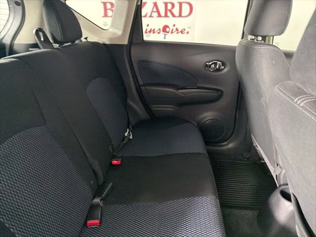 2018 Brilliant Silver Nissan Versa Note SV FWD Hatchback
