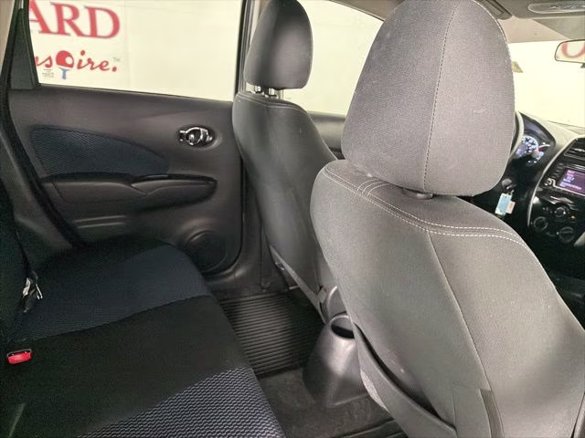 2018 Brilliant Silver Nissan Versa Note SV FWD Hatchback