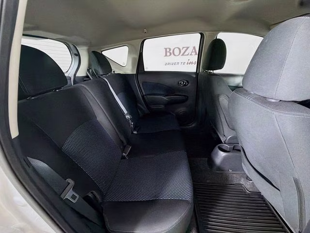 2018 Brilliant Silver Nissan Versa Note SV FWD Hatchback