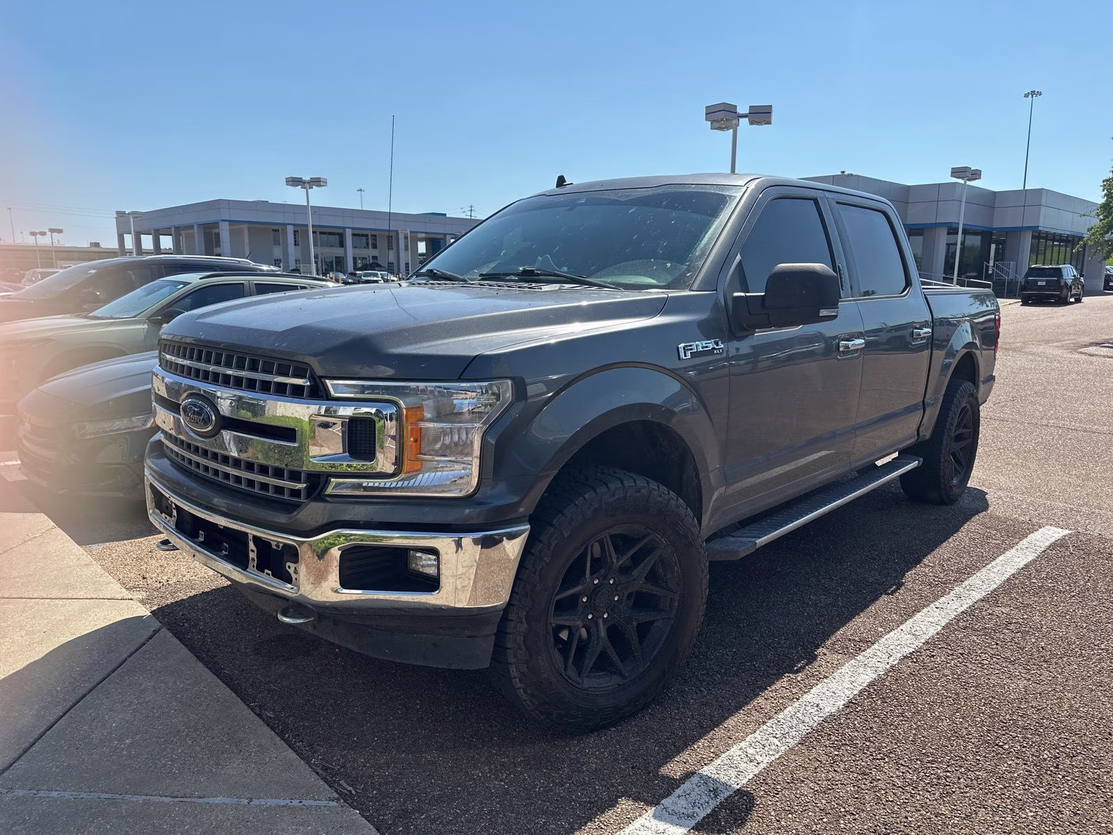 2019 Magnetic Metallic Ford F-150 XLT 4X4 Truck