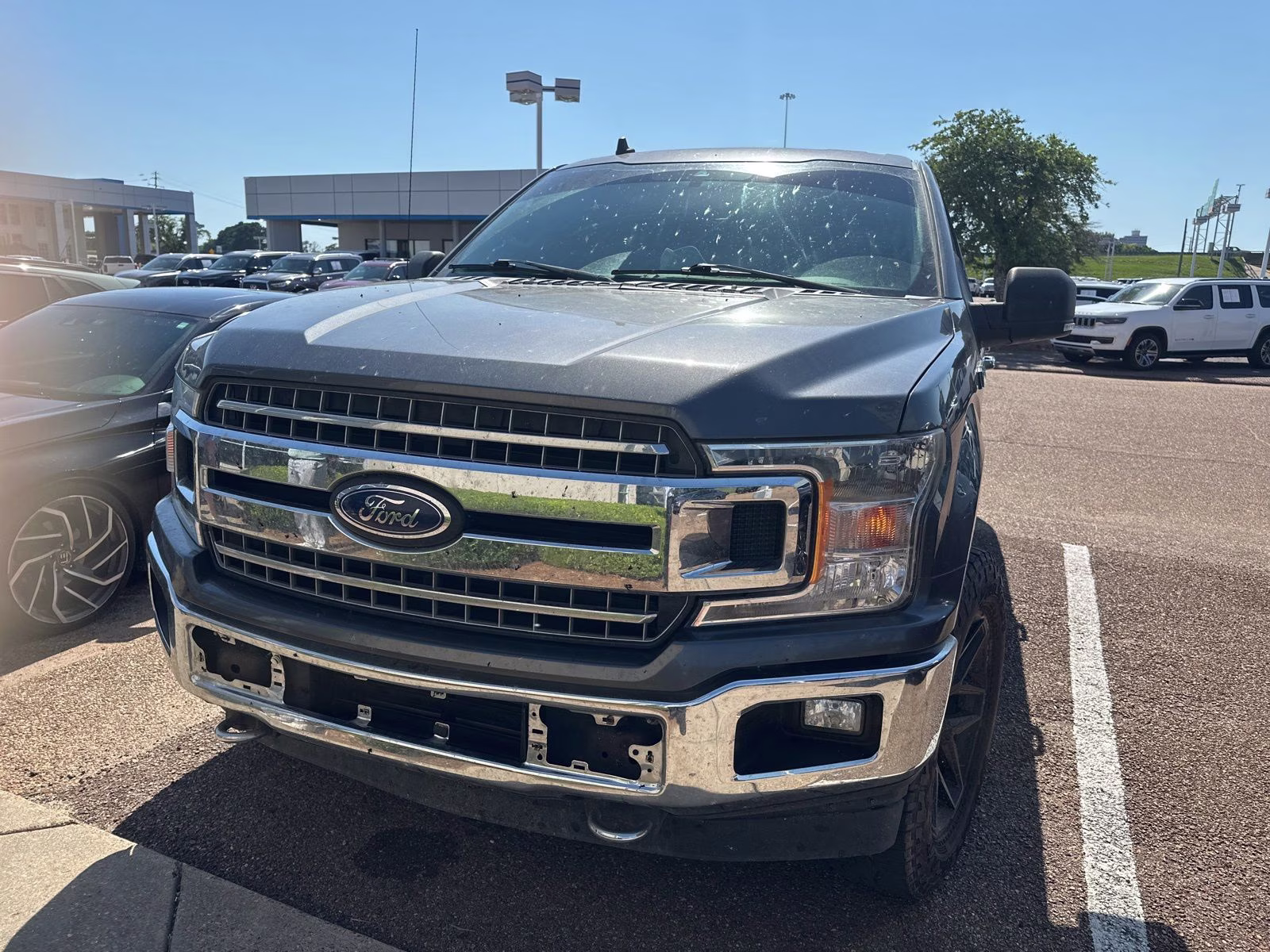 2019 Magnetic Metallic Ford F-150 XLT 4X4 Truck