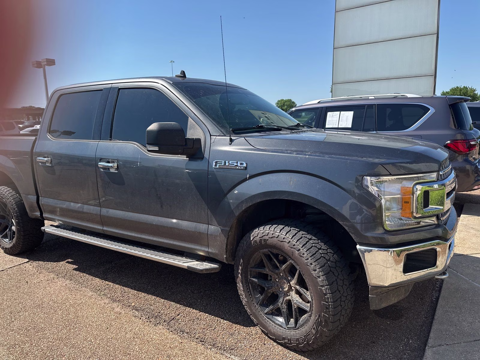 2019 Magnetic Metallic Ford F-150 XLT 4X4 Truck