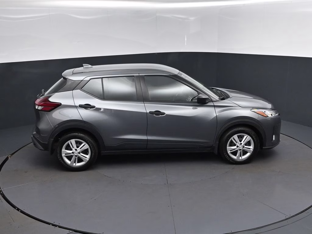 2024 Gun Metallic Nissan Kicks S FWD SUV