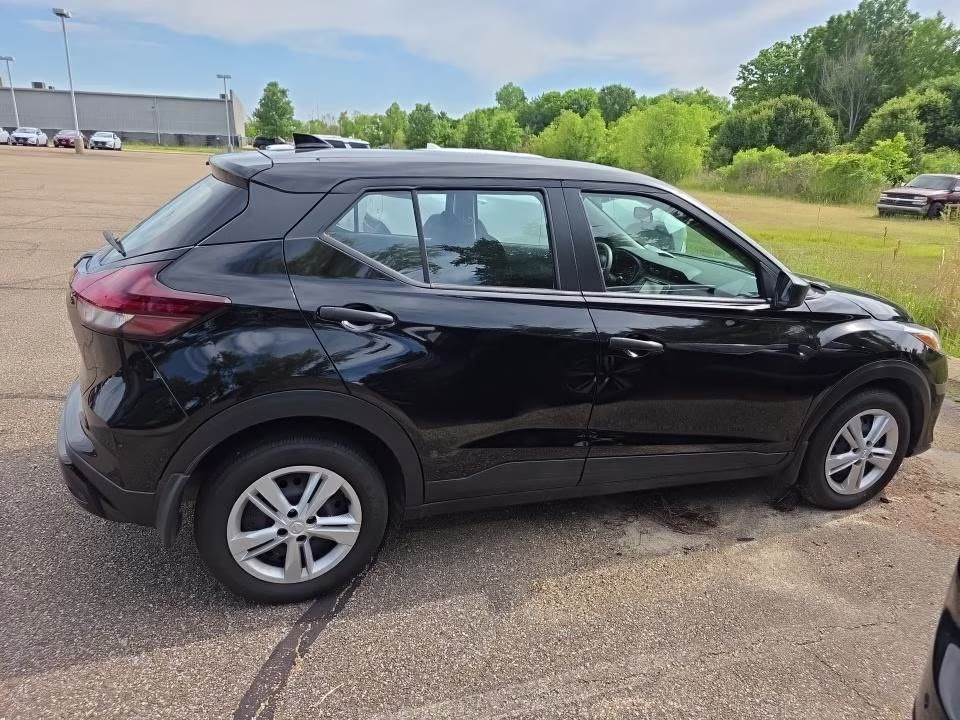2024 Super Black Nissan Kicks S FWD SUV