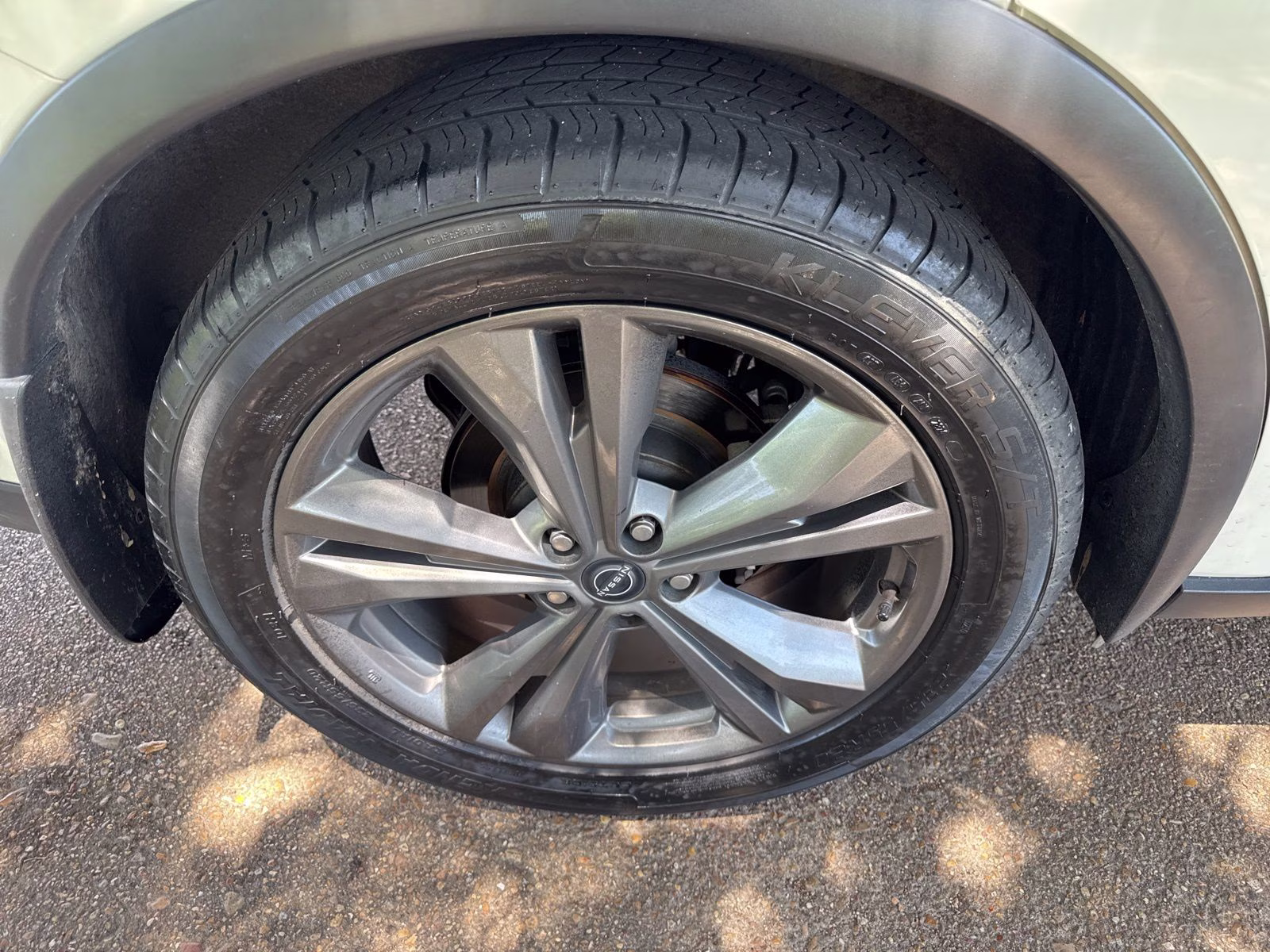 2023 Pearl White Nissan Murano Platinum FWD SUV