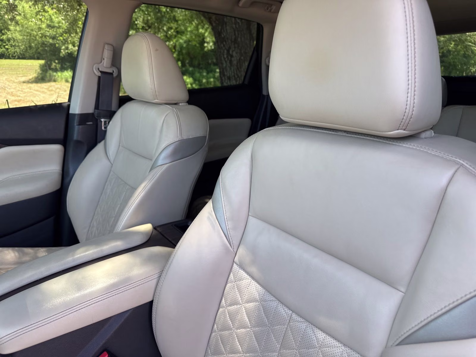 2023 Pearl White Nissan Murano Platinum FWD SUV