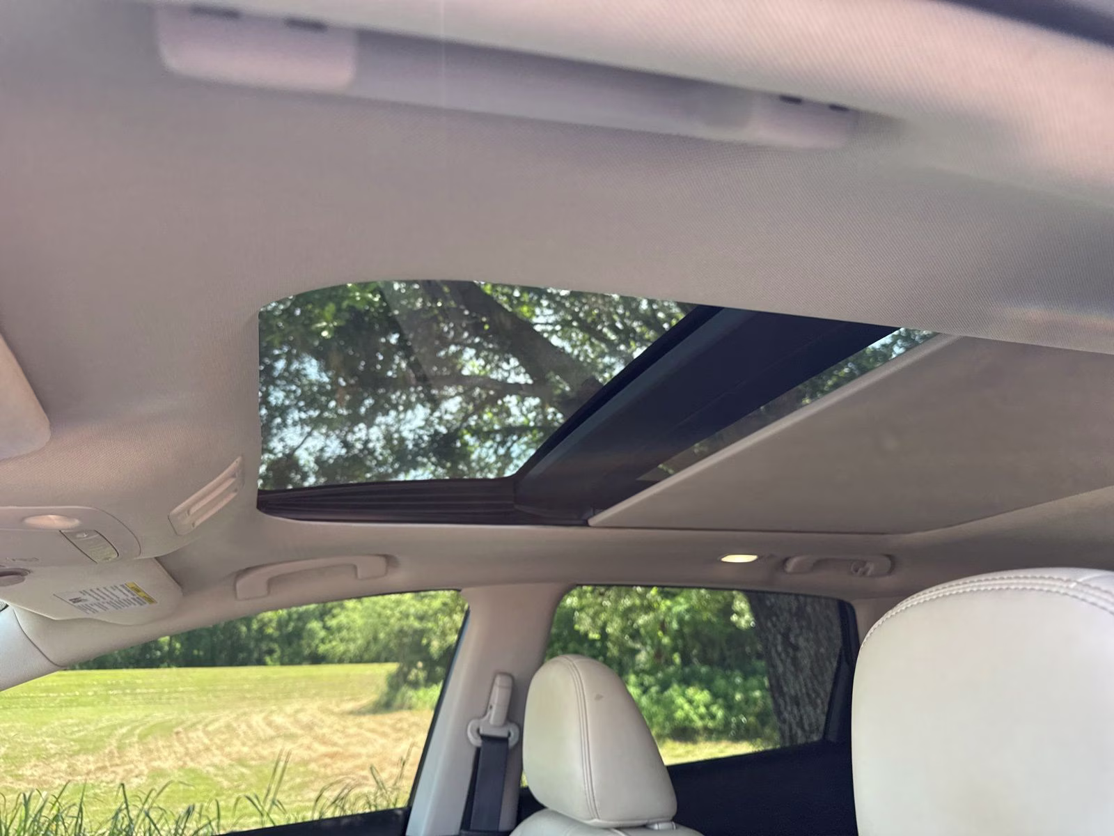 2023 Pearl White Nissan Murano Platinum FWD SUV