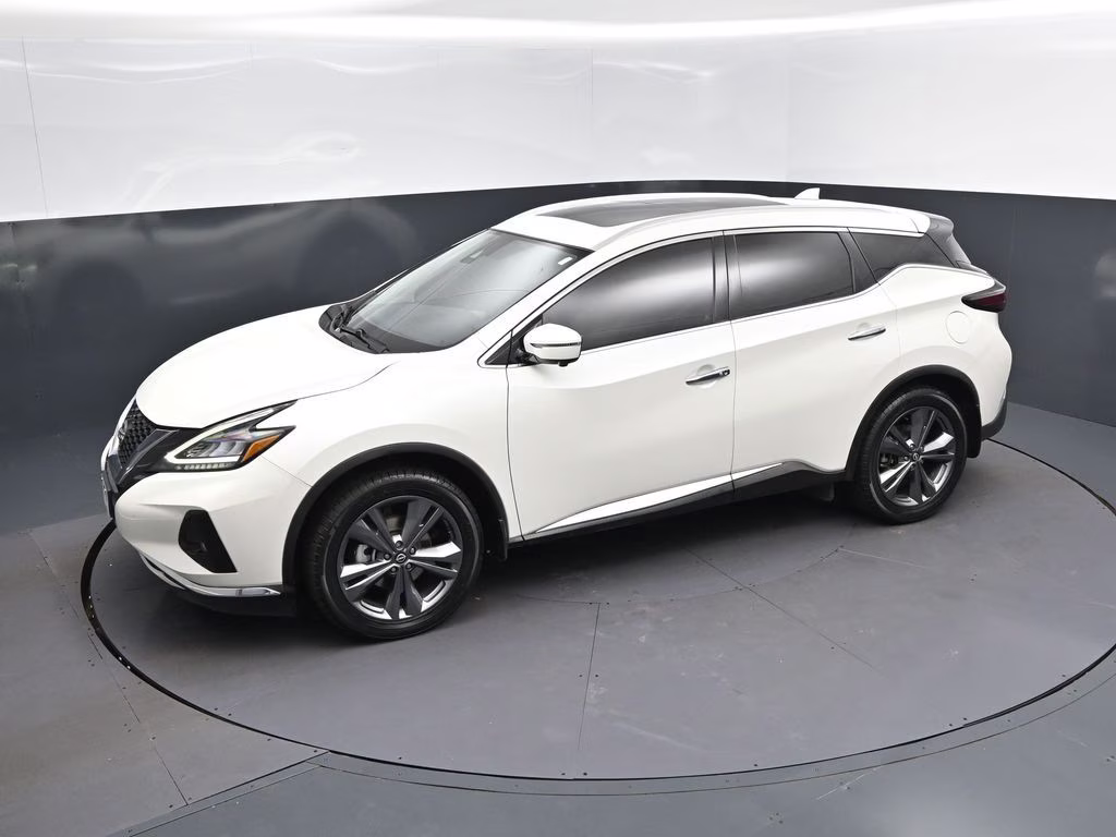 2023 Pearl White Nissan Murano Platinum FWD SUV