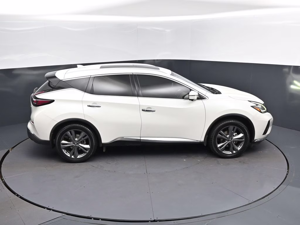 2023 Pearl White Nissan Murano Platinum FWD SUV