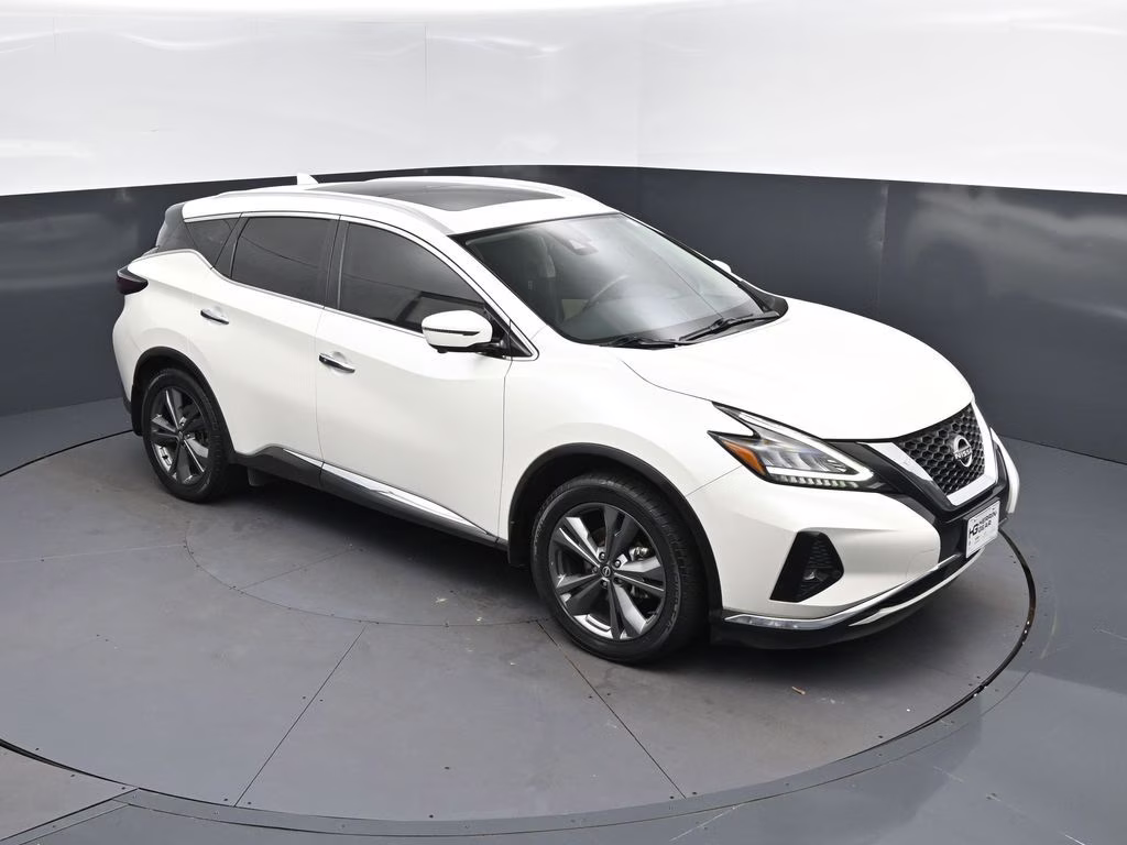 2023 Pearl White Nissan Murano Platinum FWD SUV