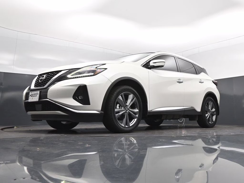 2023 Pearl White Nissan Murano Platinum FWD SUV