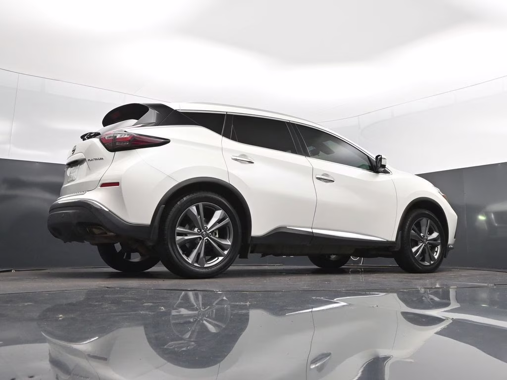 2023 Pearl White Nissan Murano Platinum FWD SUV