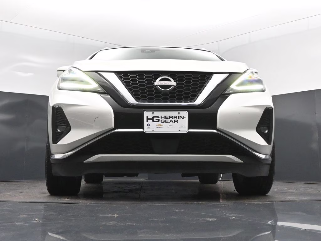2023 Pearl White Nissan Murano Platinum FWD SUV