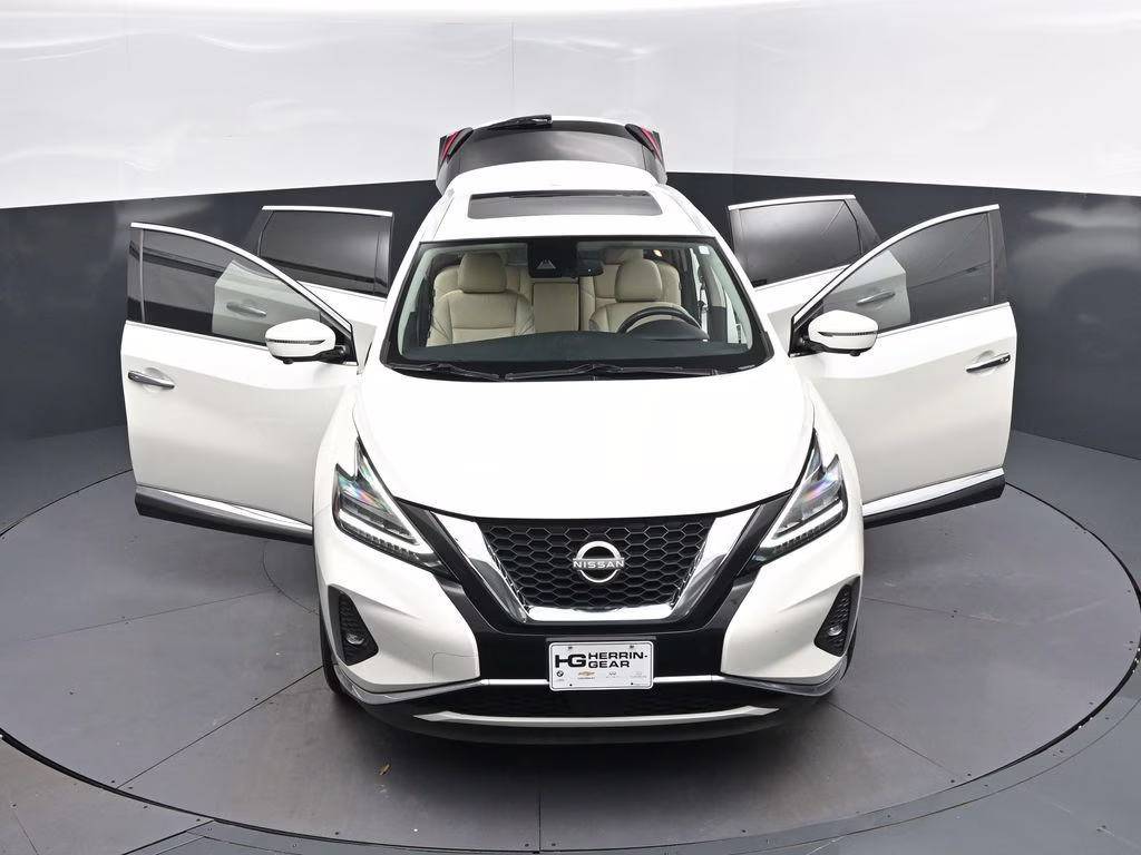 2023 Pearl White Nissan Murano Platinum FWD SUV