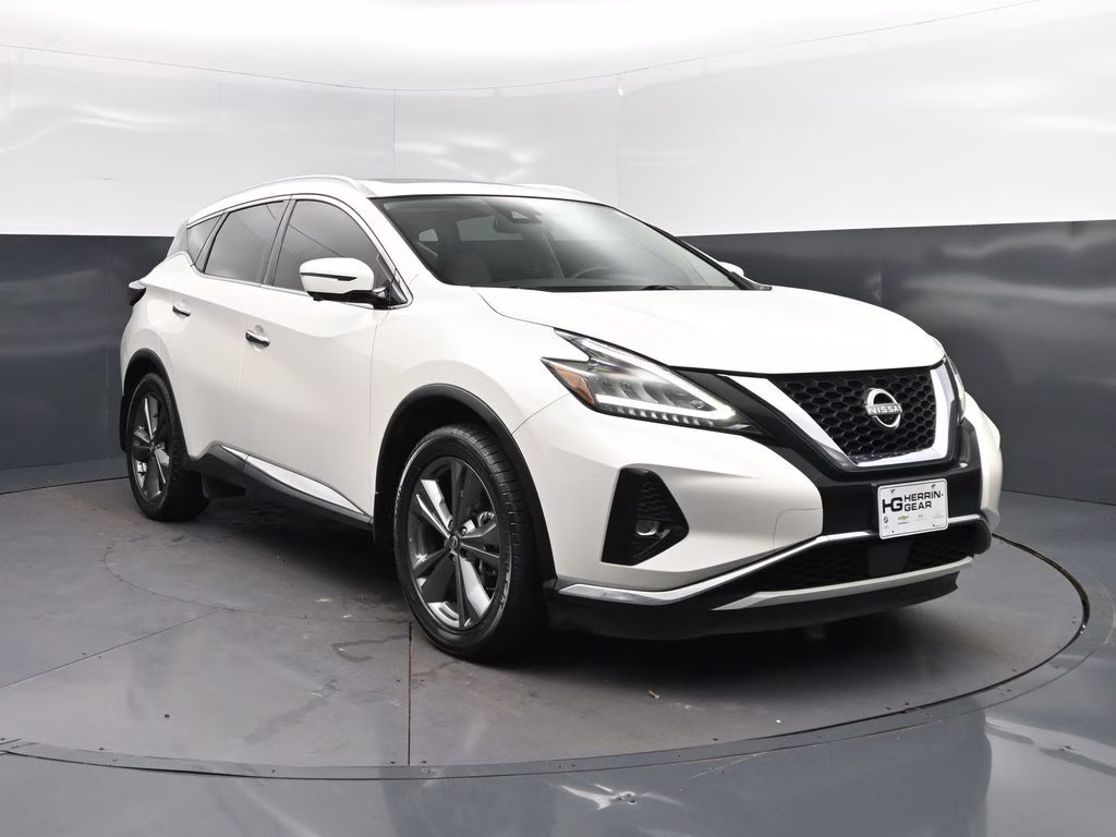 2023 Pearl White Nissan Murano Platinum FWD SUV