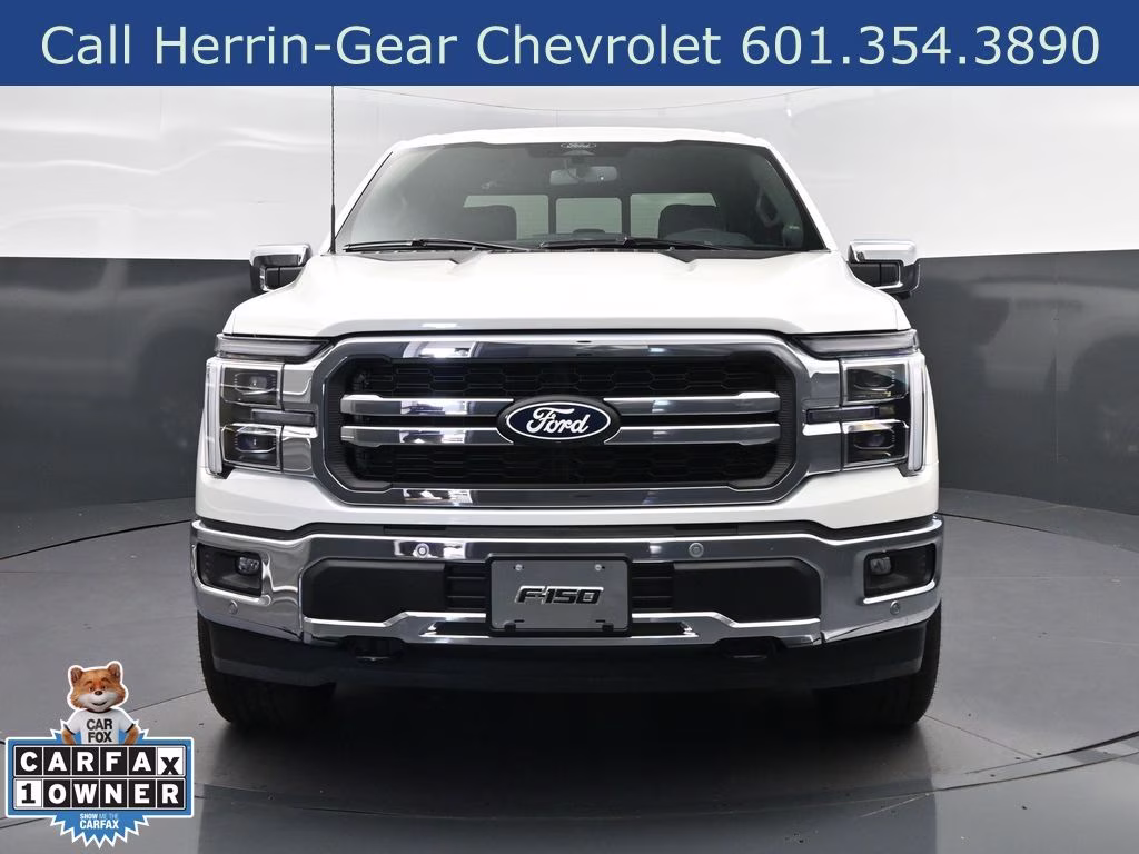 2025 White Metallic Ford F-150 Lariat 4X4 Truck